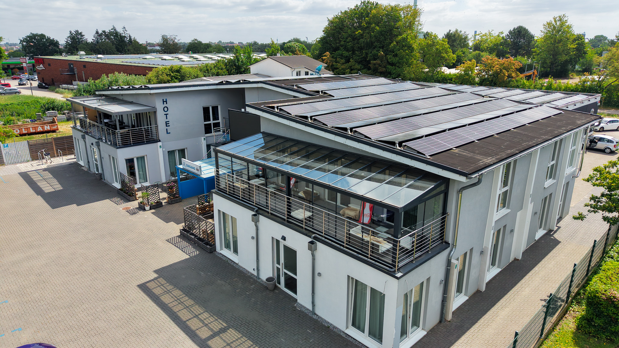 FairSchlafen Boutique Hotel – Solaranlage auf dem Dach, Drohnenaufnahme